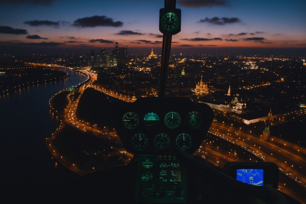 Полет вечерний "Огни ночной Москвы"