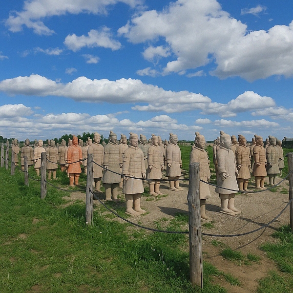 Полет в Этнопарк с развлекательной программой