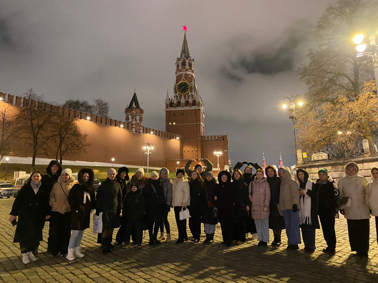 Экскурсия для финалистов конкурса «Лучший двор»  